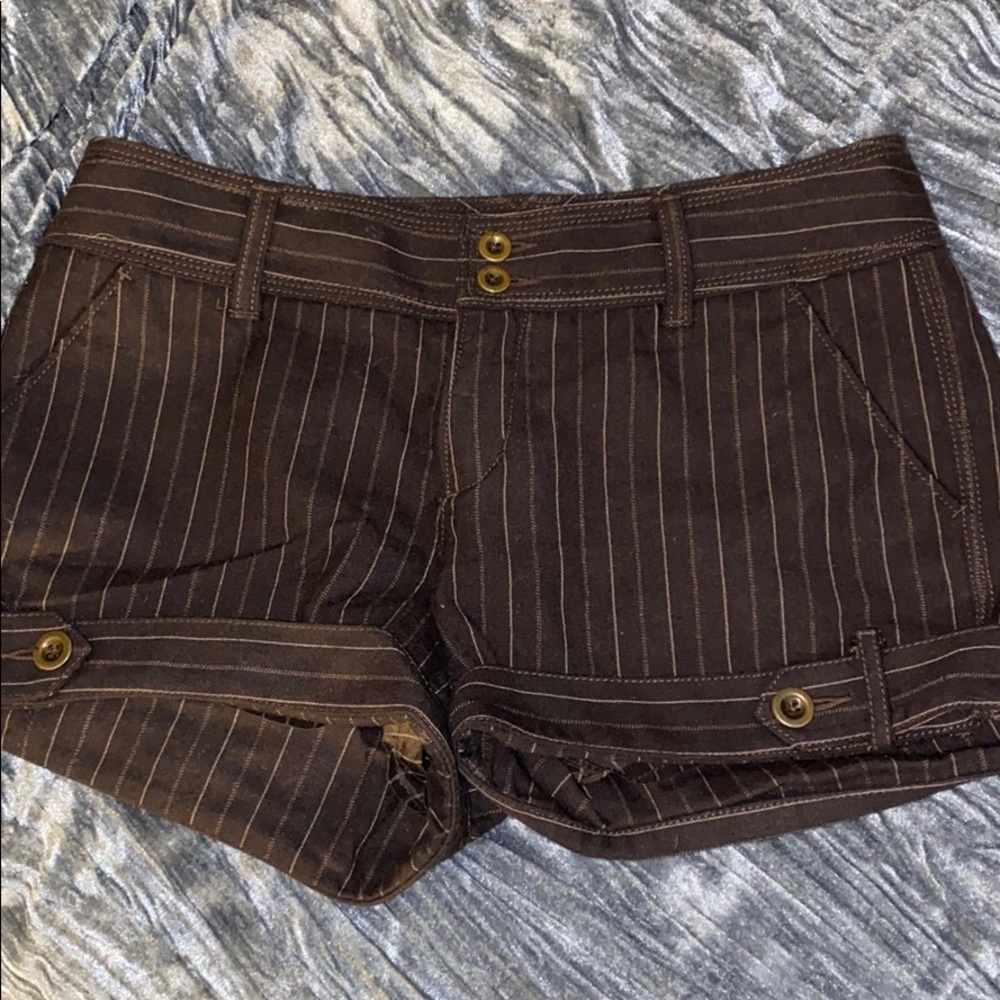 Like new Free People pin striped shorts